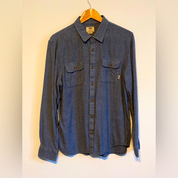 Blue Van’s button down shirt - Picture 4 of 4